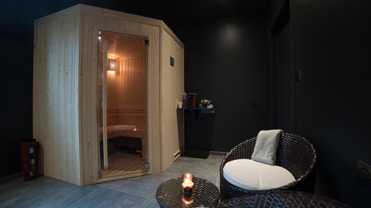 Photo of Others in Fougeres-sur-Bievre