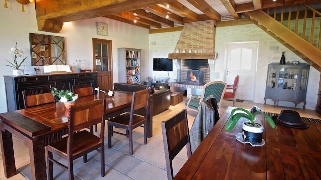 Photo of Others in Fougeres-sur-Bievre