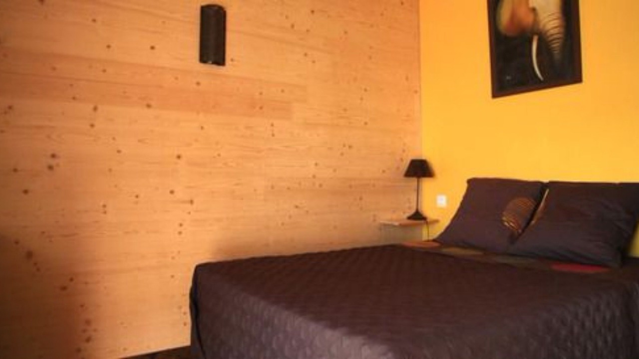 Photo of Bedroom in Neyron