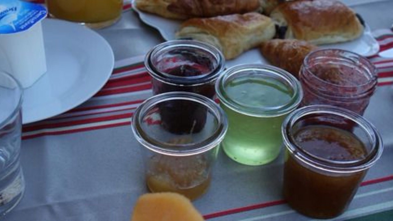 Photo of Others in Neyron