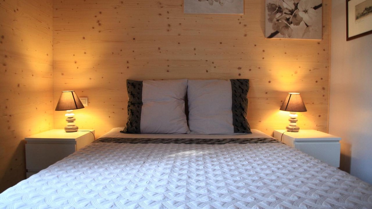 Photo of Bedroom in Neyron