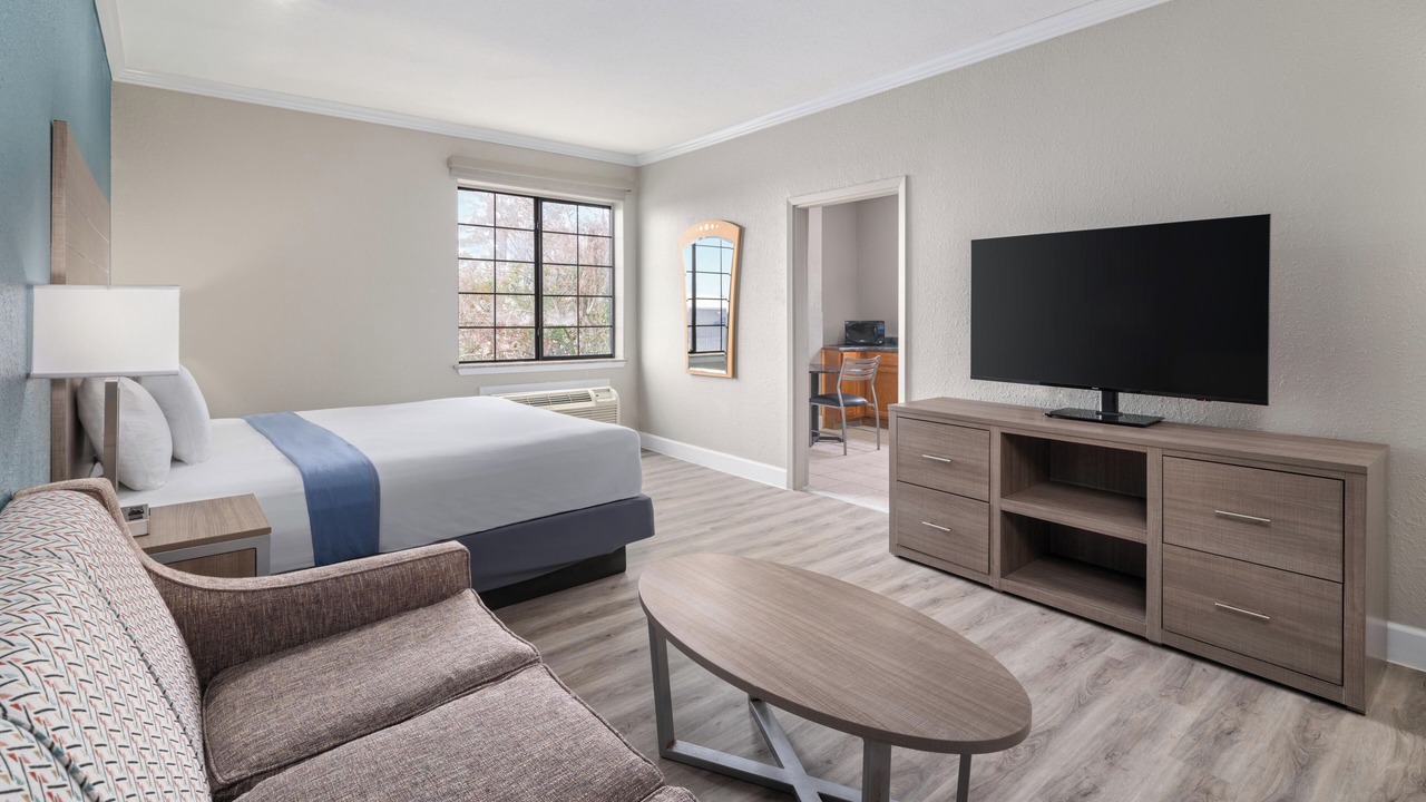 Photo of Bedroom in El Lago