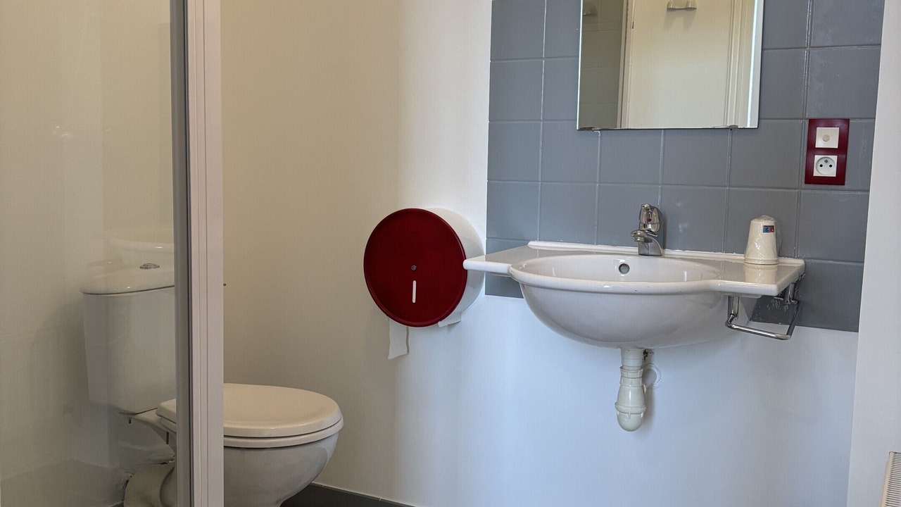 Photo of Bathroom in St Denis de Gastines