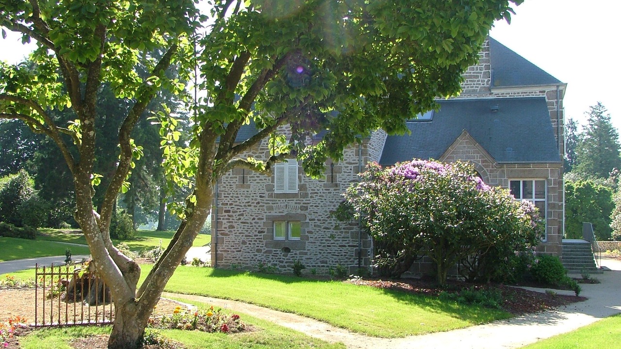 Photo of Outdoor in St Denis de Gastines