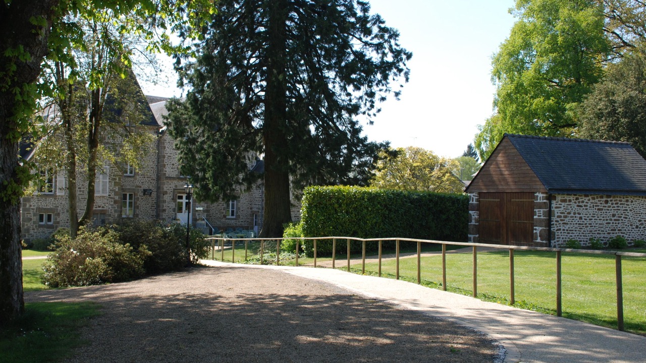 Photo of Outdoor in St Denis de Gastines