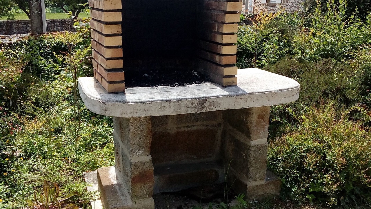 Photo of Outdoor in St Denis de Gastines