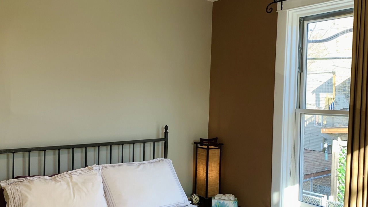 Photo of Bedroom in Edgewater