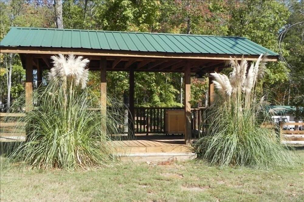 Photo of Outdoor in Cross Hill