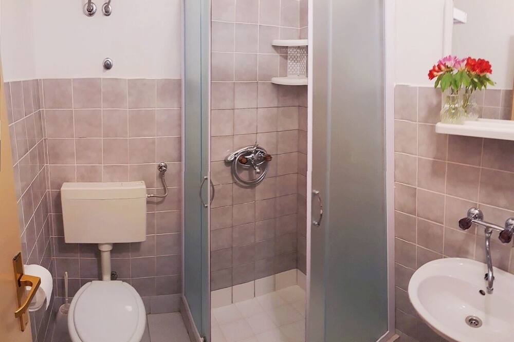 Photo of Bathroom in Cove Tri Zala (Zrnovo)
