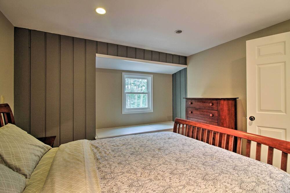 Photo of Bedroom in Georges Mills