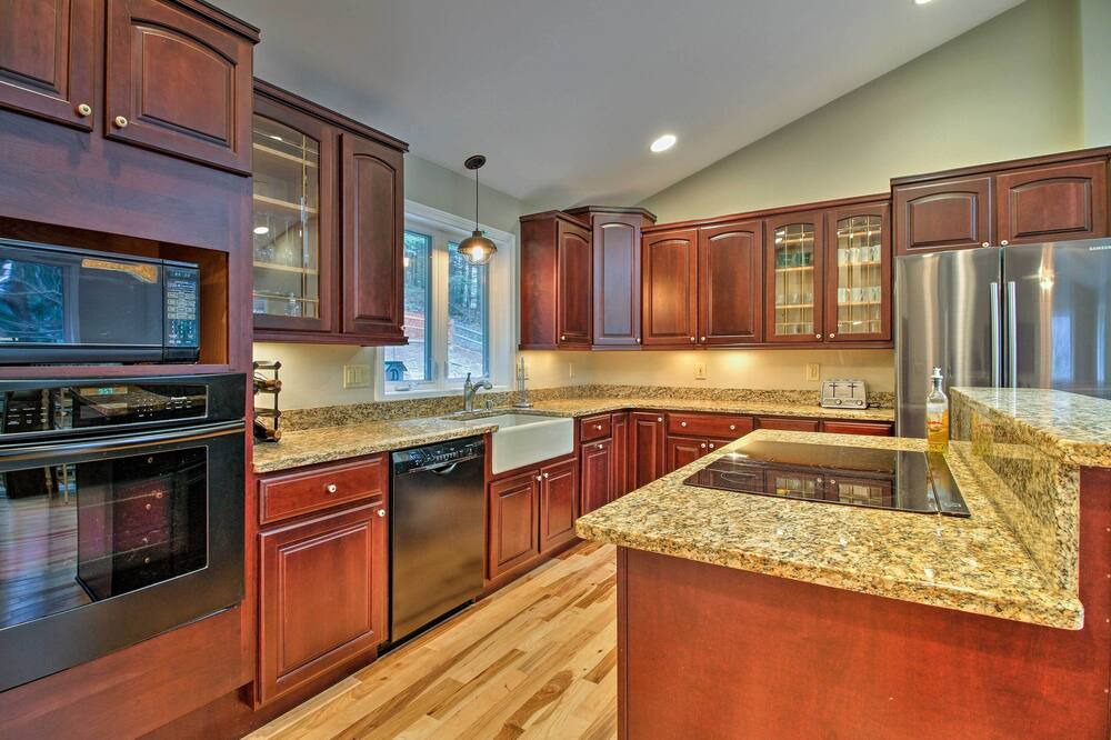 Photo of Others in Georges Mills