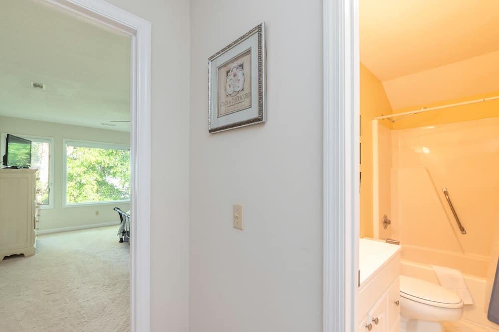 Photo of Bedroom in Dataw Island