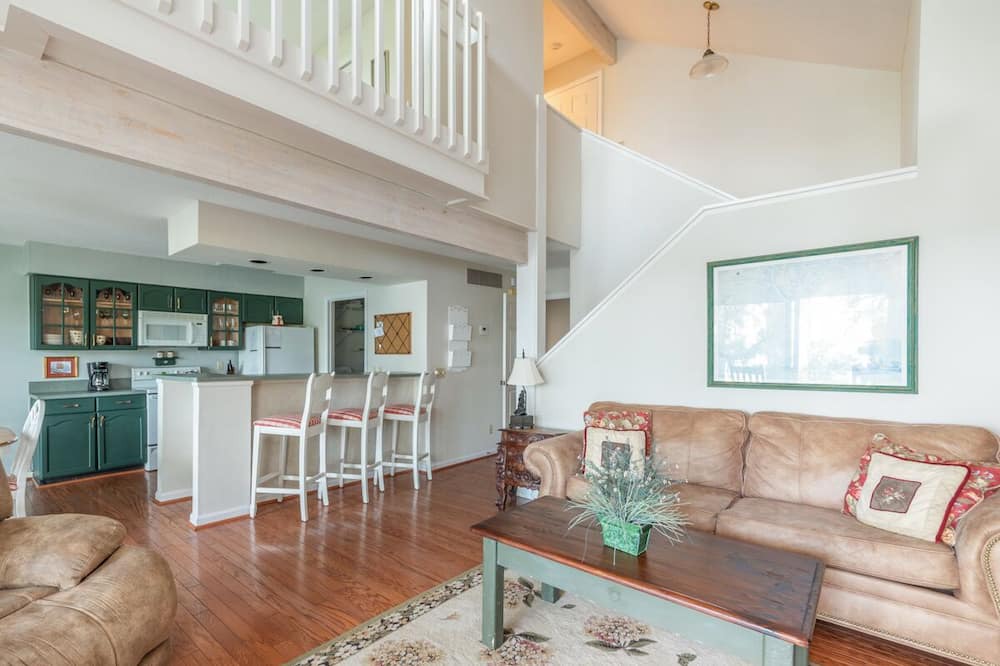 Photo of Livingroom in Dataw Island