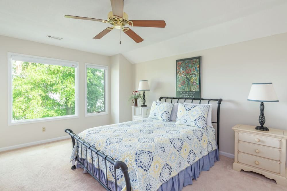 Photo of Bedroom in Dataw Island