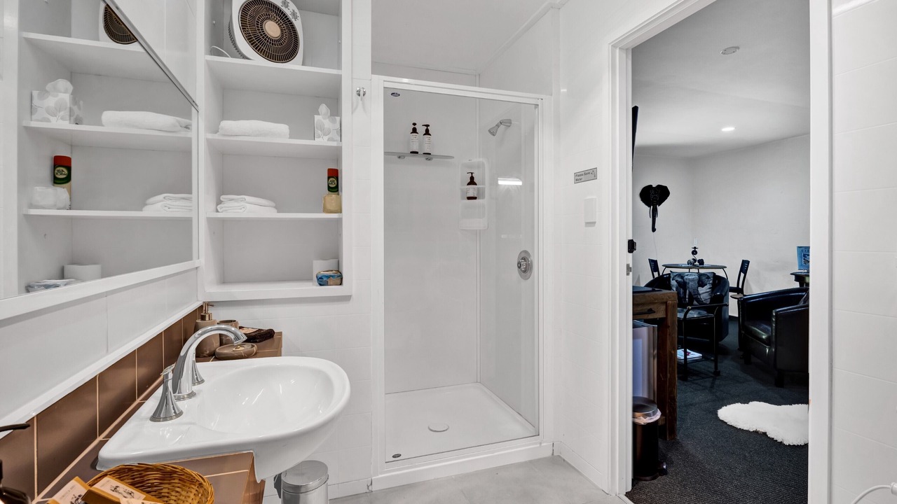 Photo of Bathroom in Te Popo