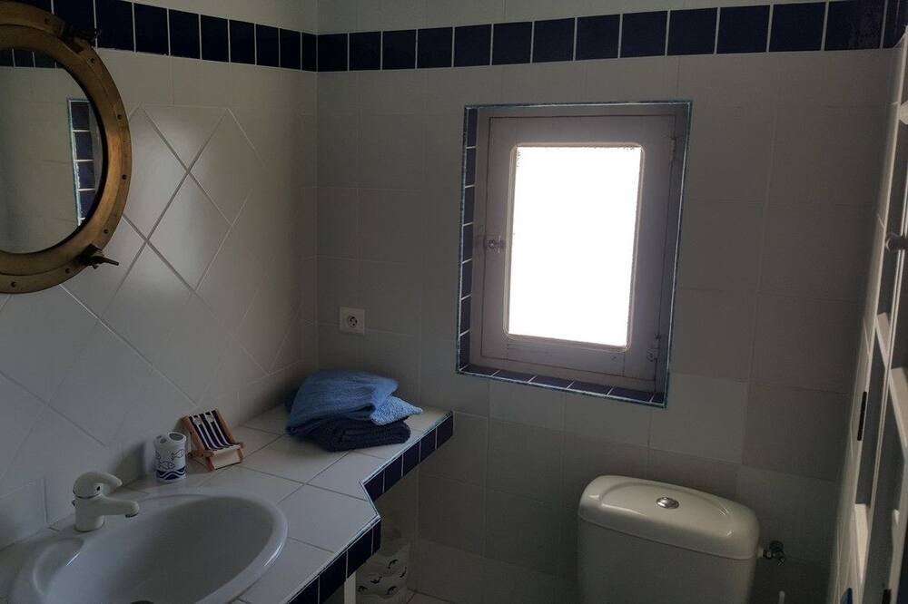 Photo of Bathroom in Ferrals-les-Corbieres