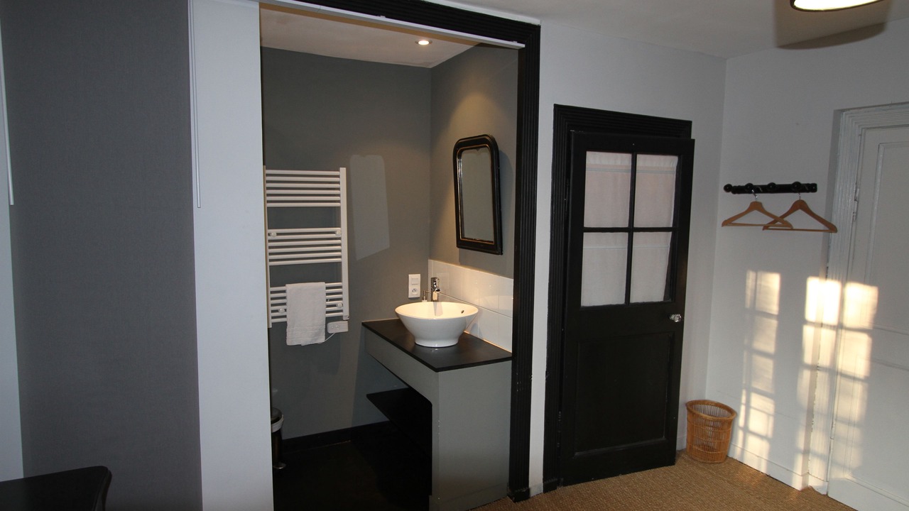 Photo of Bathroom in Le Rosais-La Flourie