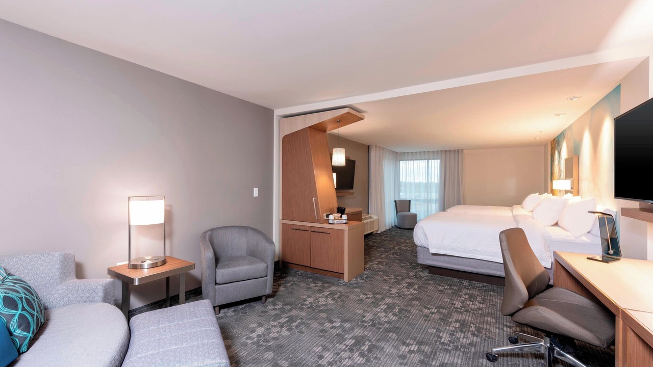 Photo of Bedroom in Elyria