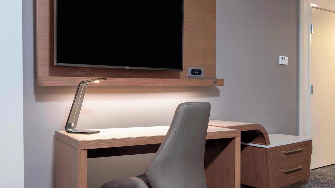 Photo of Bedroom in Elyria