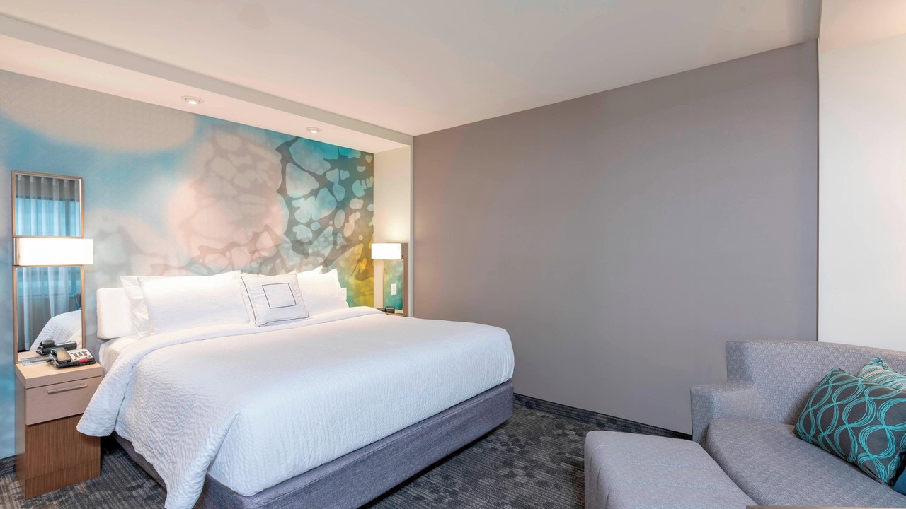 Photo of Bedroom in Elyria