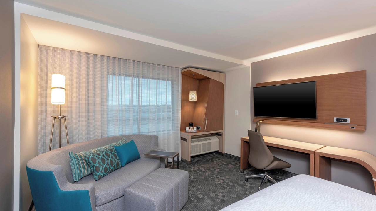 Photo of Bedroom in Elyria