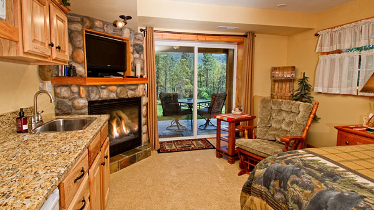 Photo of Bedroom in Leavenworth