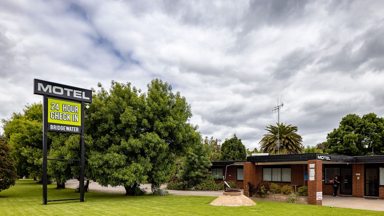 Photo of Outdoor in Bridgewater on Loddon