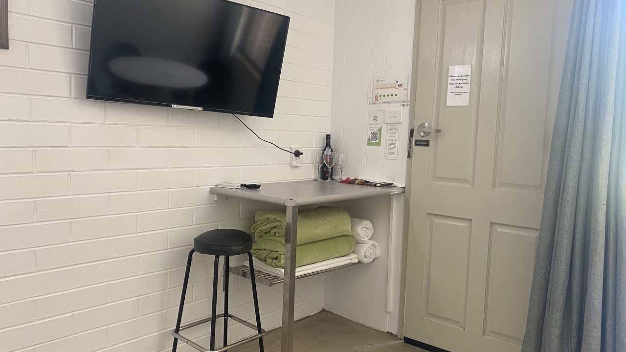 Photo of Others in Bridgewater on Loddon