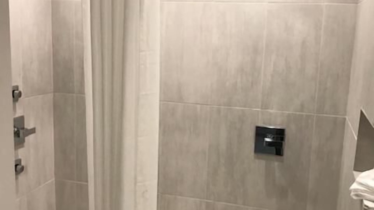 Photo of Bathroom in Clodine