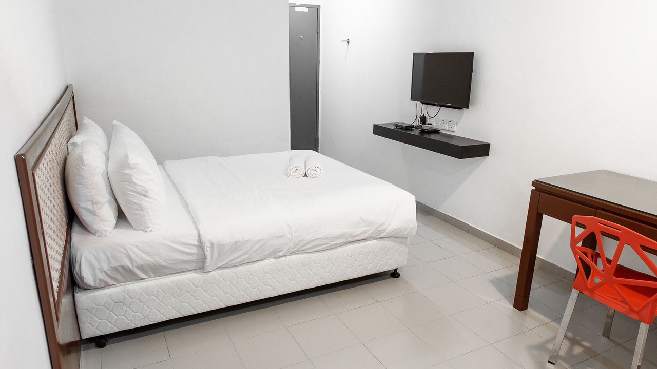 Photo of Bedroom in Kampung Tambak Bunga