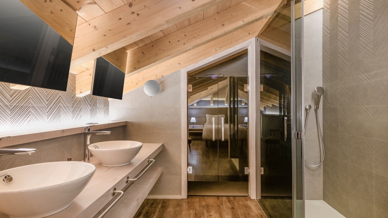 Photo of Bathroom in Brinas