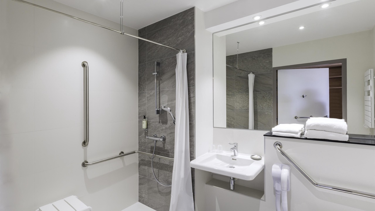 Photo of Bathroom in Rang-du-Fliers