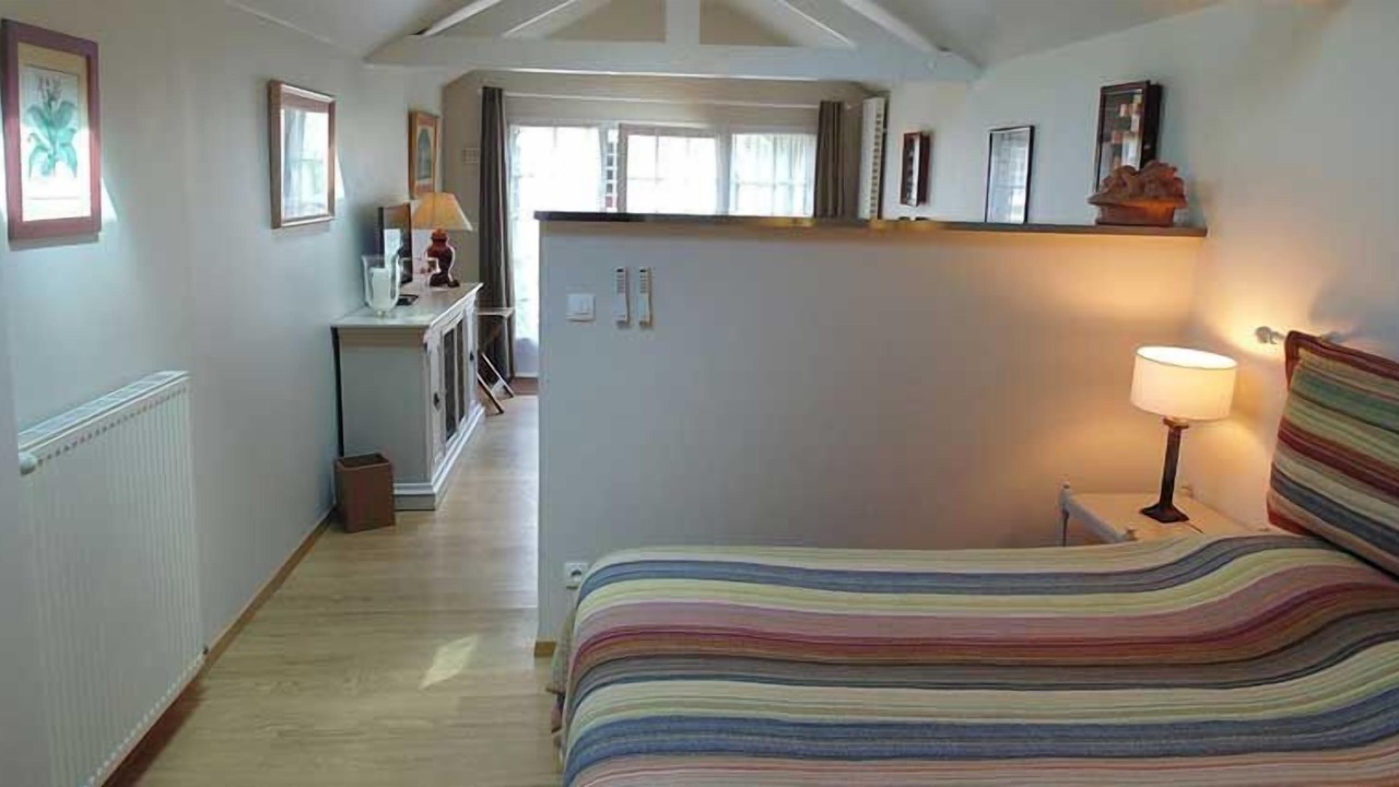 Photo of Others in Neauphle-le-Chateau