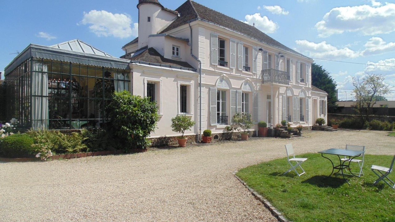 Photo of Outdoor in Neauphle-le-Chateau