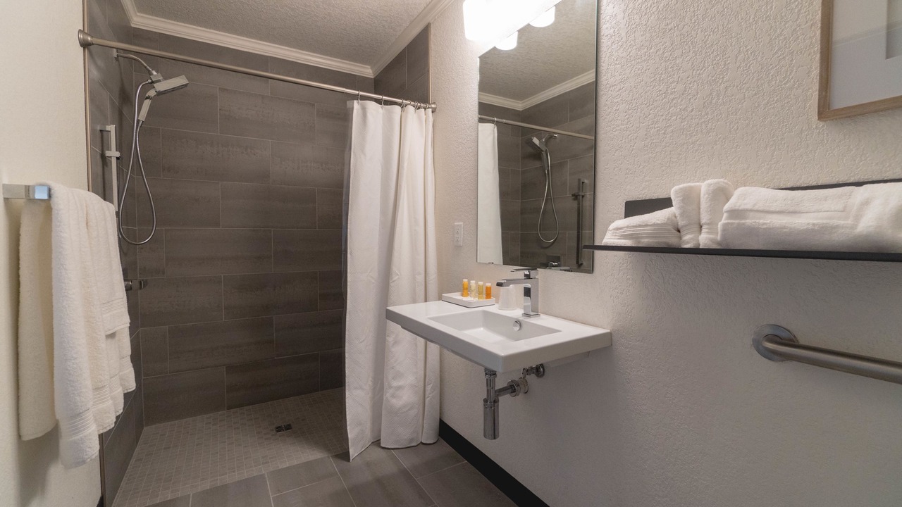 Photo of Bathroom in Clear Lake