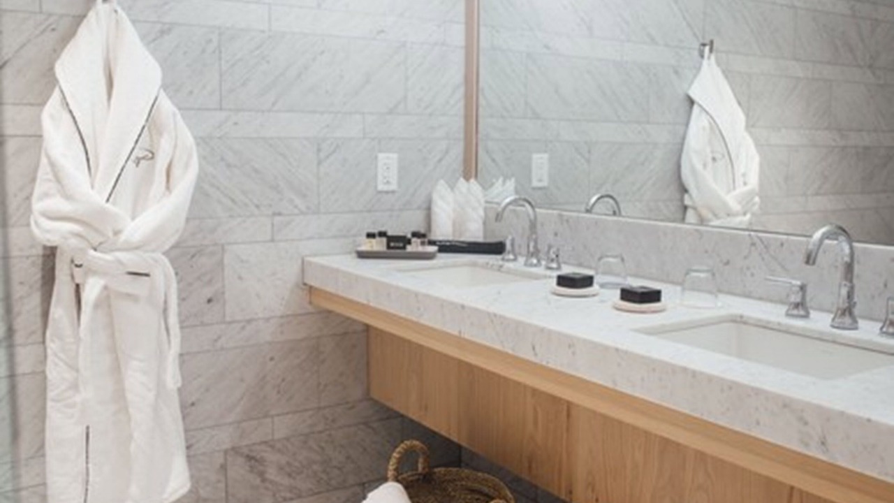 Photo of Bathroom in Riverhead