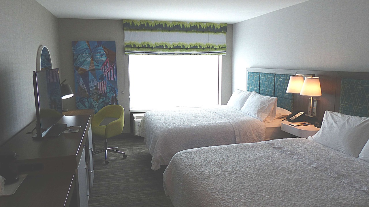 Photo of Bedroom in Fort Lee - Paramus