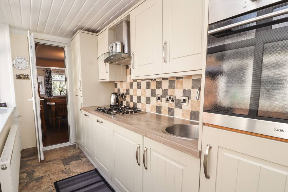 Photo of Kitchen in Leek