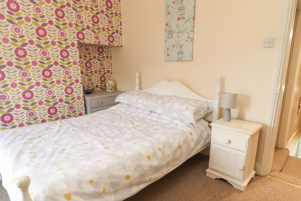 Photo of Others in Leek