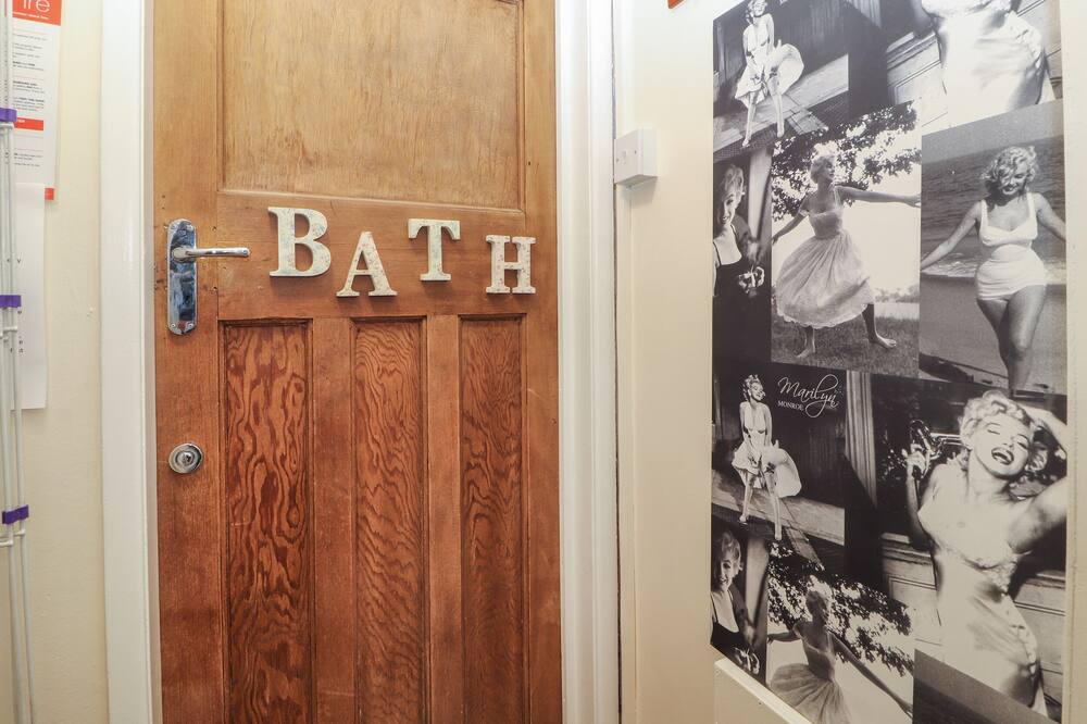 Photo of Others in Leek