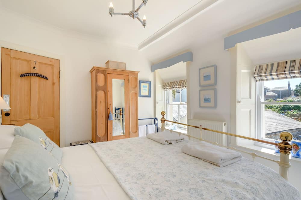 Photo of Bedroom in Whithorn