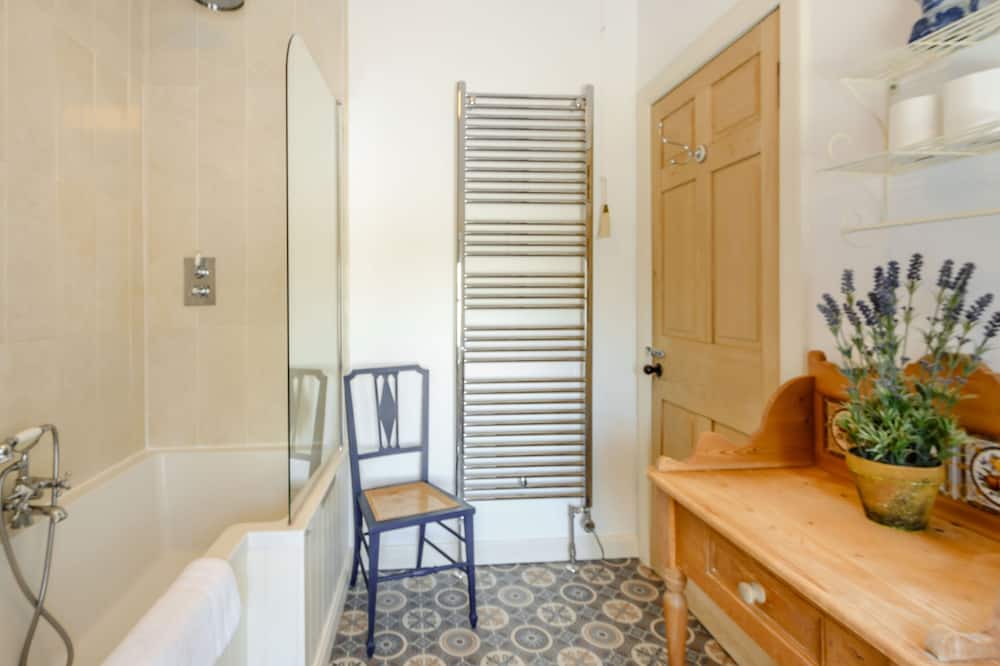 Photo of Bathroom in Whithorn