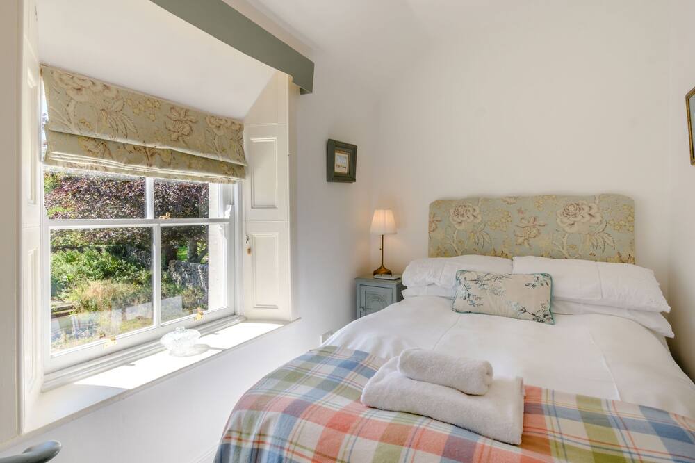 Photo of Bedroom in Whithorn