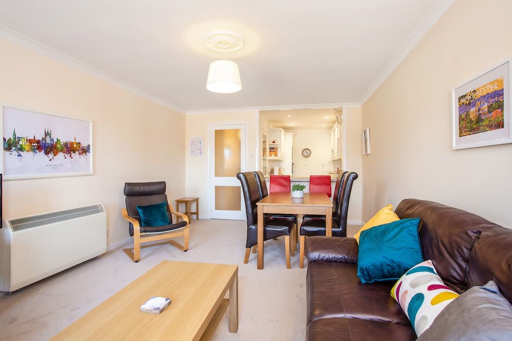 Photo of Livingroom in Winchester