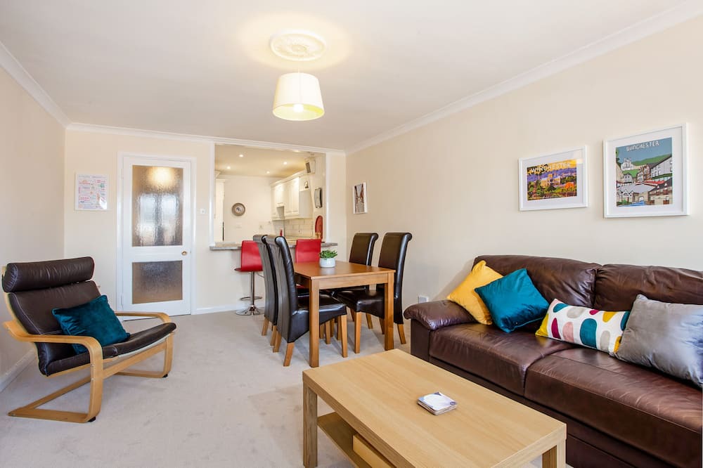 Photo of Livingroom in Winchester