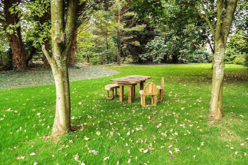 Photo of Outdoor in Lympsham