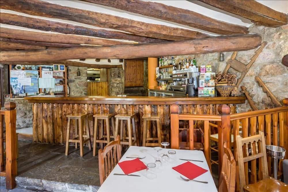 Photo of Kitchen in Pobleta de Bellvehi