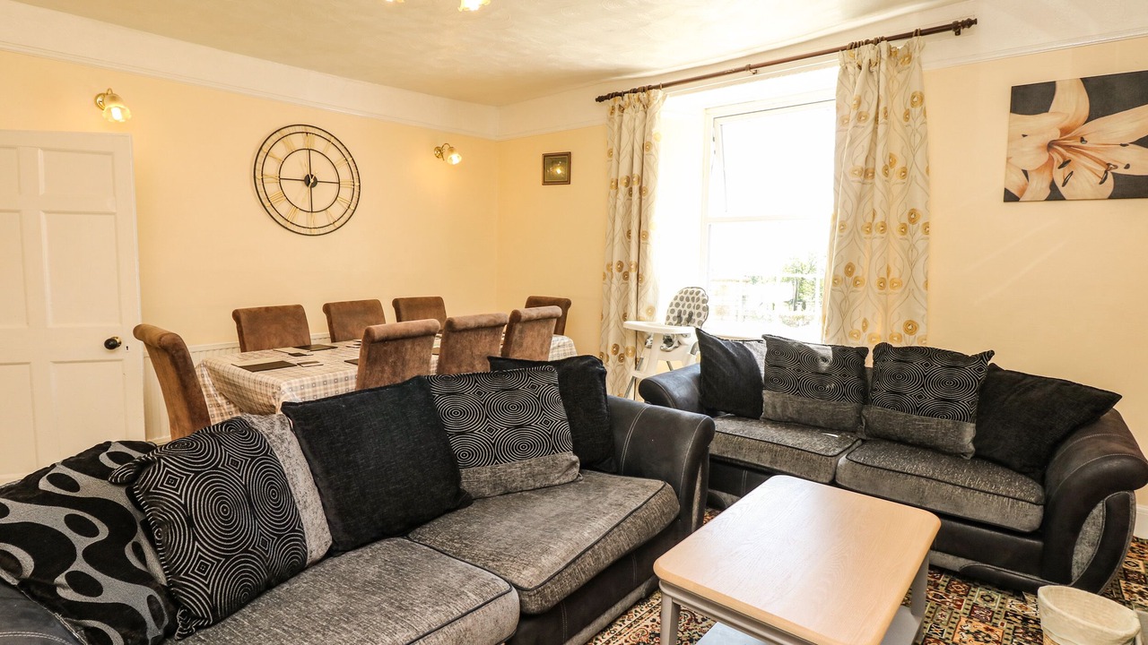Photo of Livingroom in Littleham