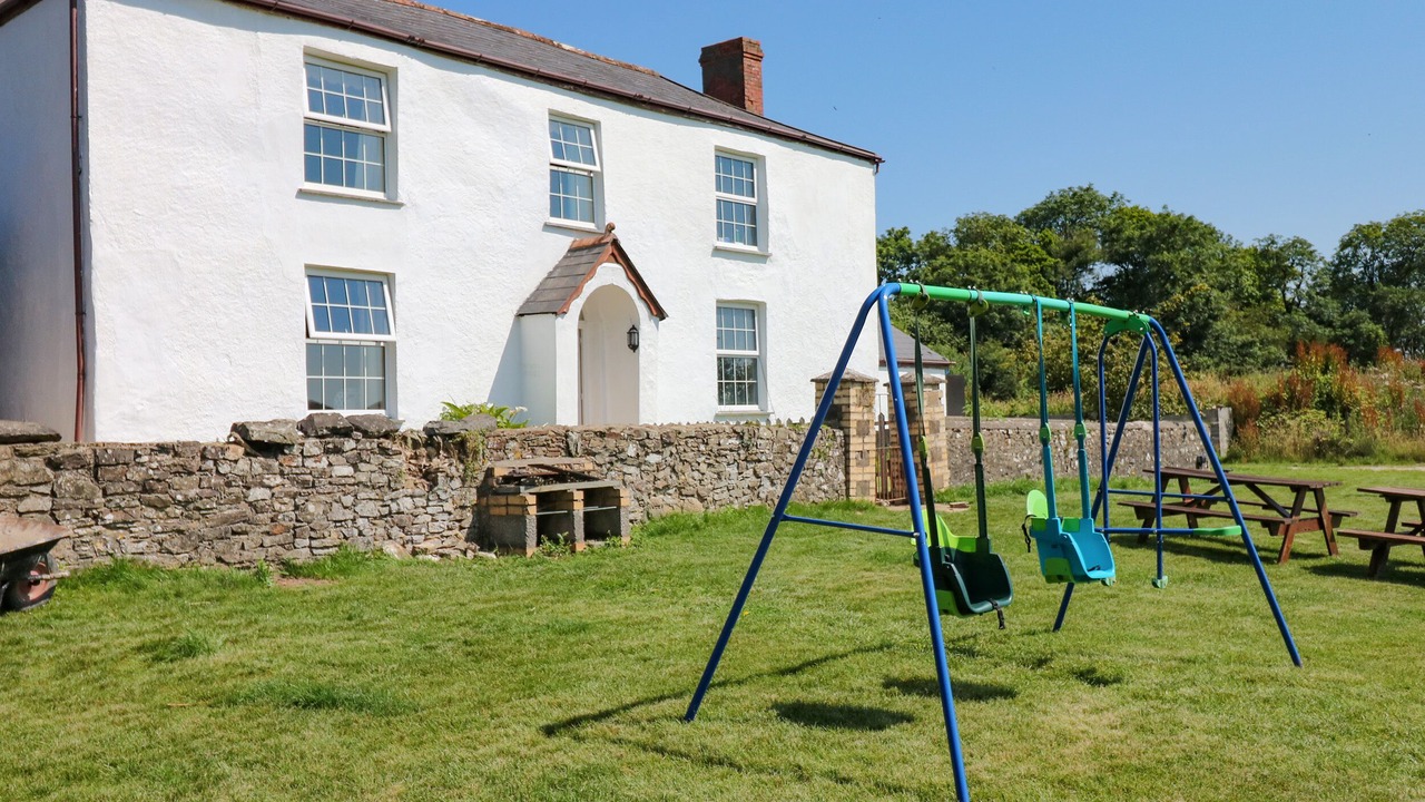 Photo of Others in Littleham