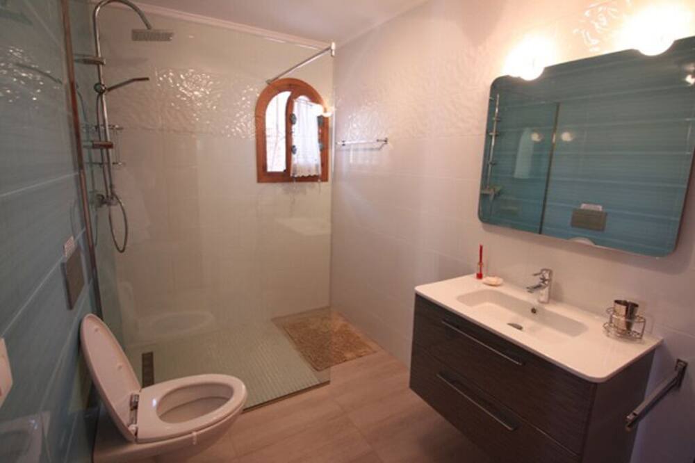 Photo of Bathroom in San Jaime